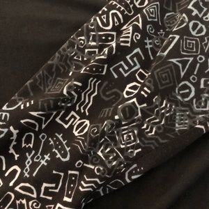 Lularoe randy tee